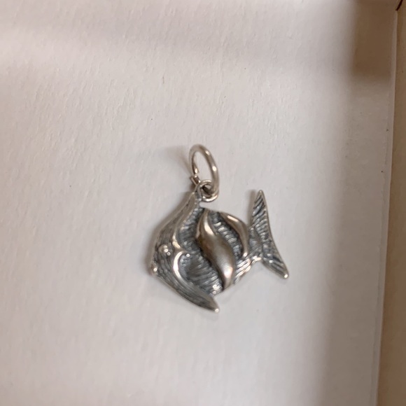 🐠Tropical sterling silver Angel fish pendant 🐠 - Picture 1 of 4
